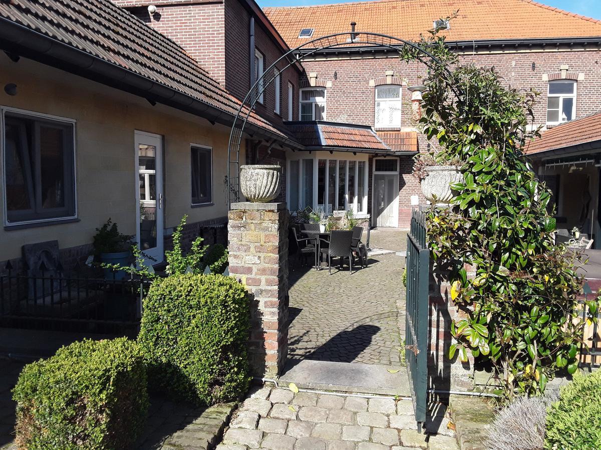 Ferrum Ferrum Valkenburg aan de Geul Exterior foto
